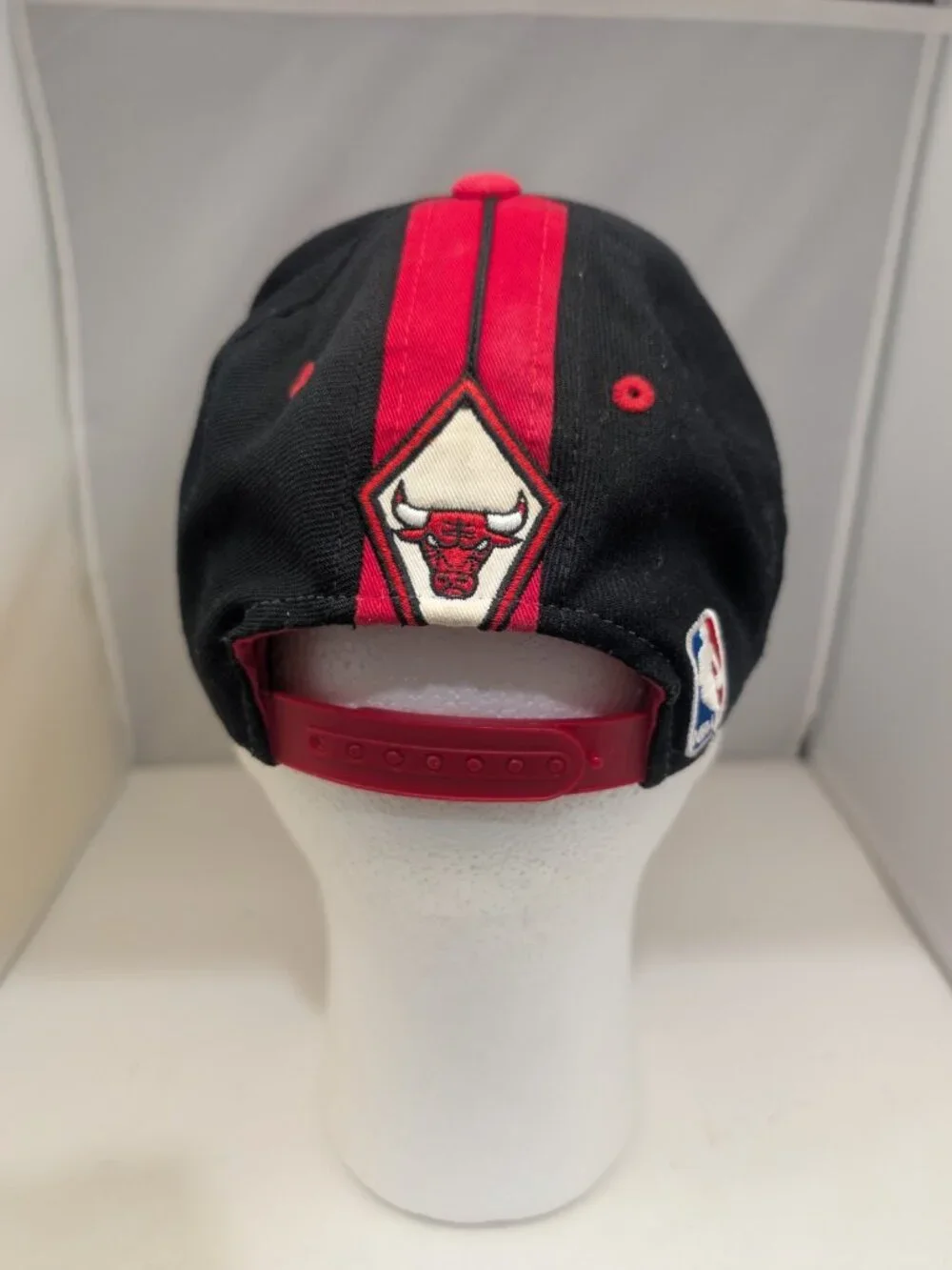 Chicago Bulls 2016 Adidas NBA Snapback Cap Hat Black Embroidered One size Youth